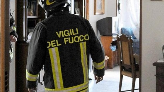 La famiglia scopre che il figlio 14enne è gay e gli da fuoco, è successo a Napoli