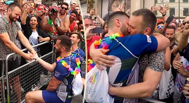 London Pride: rugbista chiede al fidanzato di sposarlo durante la parata (VIDEO)