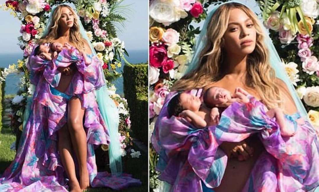 Cosa non si fa per dimenticare i tradimenti del marito: Beyoncé mostra i gemelli sul web
