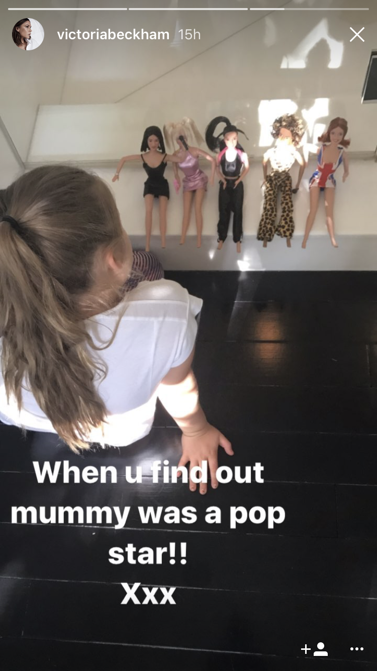 Harper, la figlia di Victoria Beckham, scopre che la mamma era una delle Spice Girls 