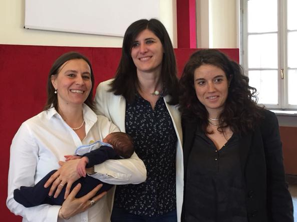 Torino, riconosciuto Niccolò, il primo bimbo in Italia con due mamme