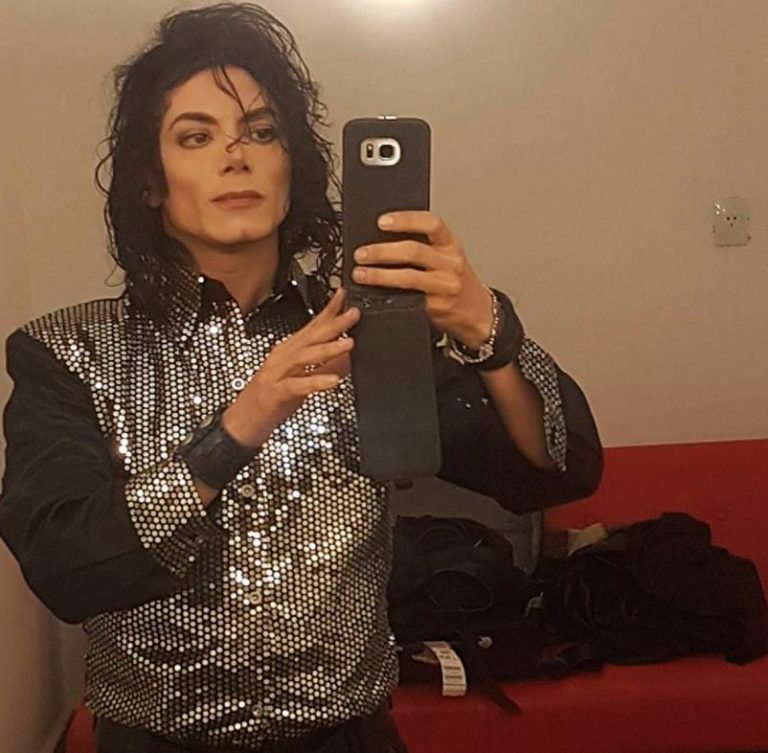 Michael Jackson sembra essersi incarnato in Sergio Contrés