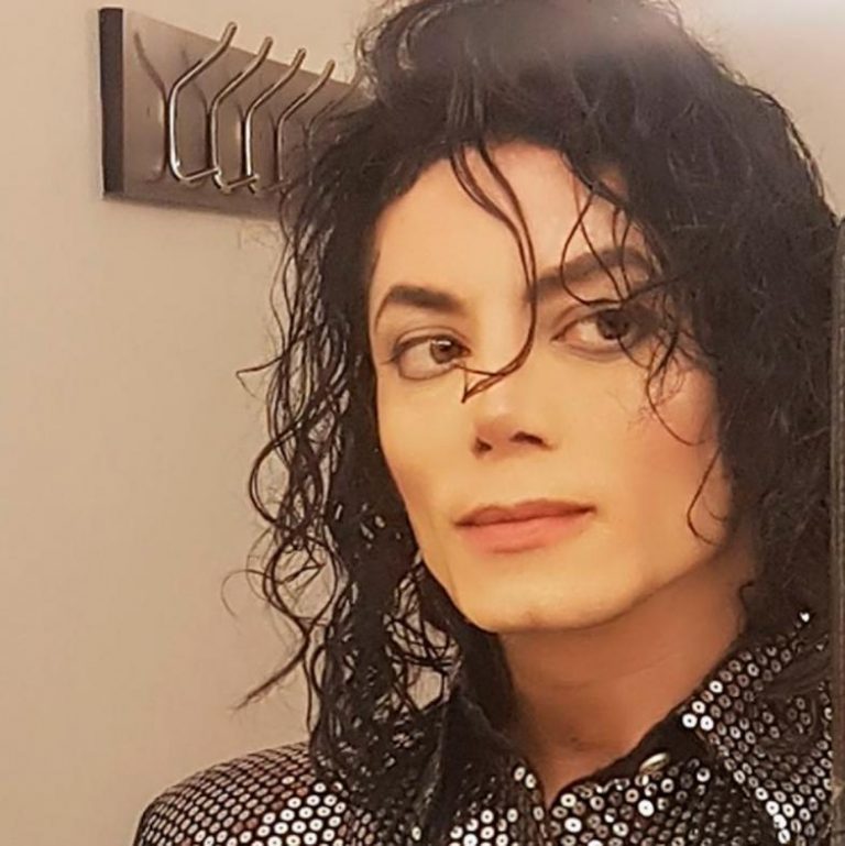 Michael Jackson sembra essersi incarnato in Sergio Contrés